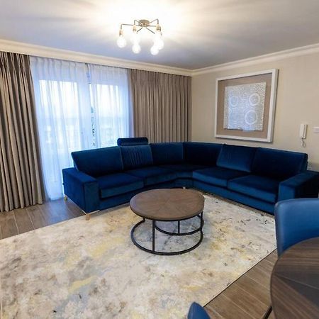 Luxury Town Centre Apartment Cookstown Eksteriør billede