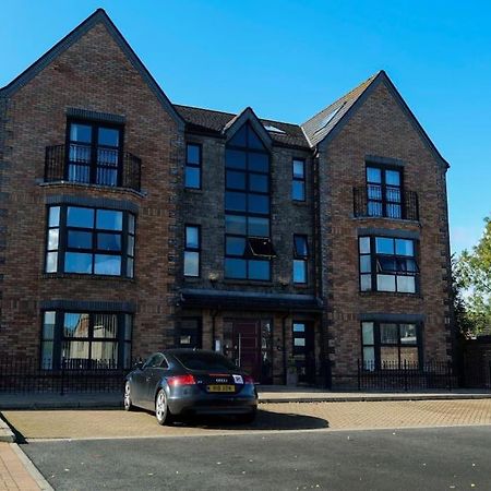Luxury Town Centre Apartment Cookstown Eksteriør billede