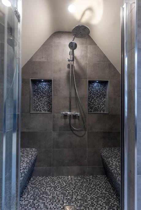 Luxury Town Centre Apartment Cookstown Eksteriør billede